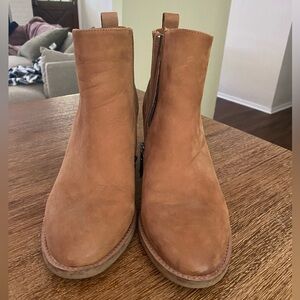 Blondo waterproof brown booties